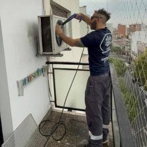 CAPACITACIÓN: CÓMO REALIZAR MANTENIMIENTO A UN AIRE ACONDICIONADO SPLIT