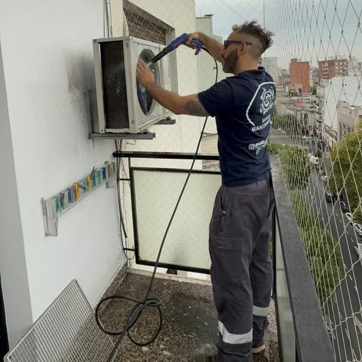 CAPACITACIÓN: CÓMO REALIZAR MANTENIMIENTO A UN AIRE ACONDICIONADO SPLIT