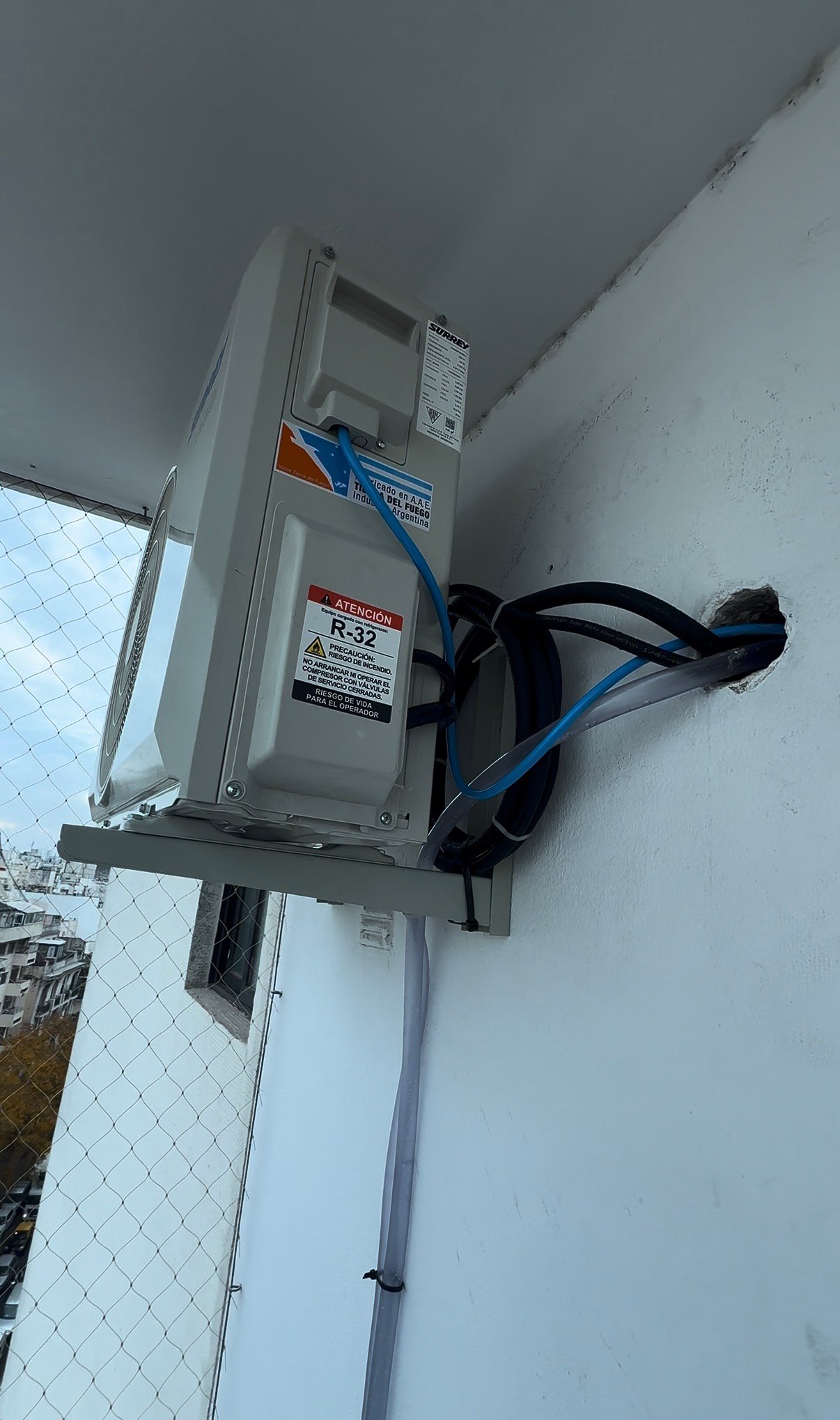 ACTUALIZACIÓN, INSTALACIÓN DE AA CON MANGUERAS DE ALTA PRESIÓN Y BICABLE.